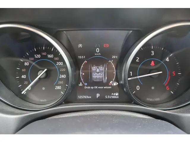 Jaguar XE 2.0 D R-Sport 2018 Diesel 25