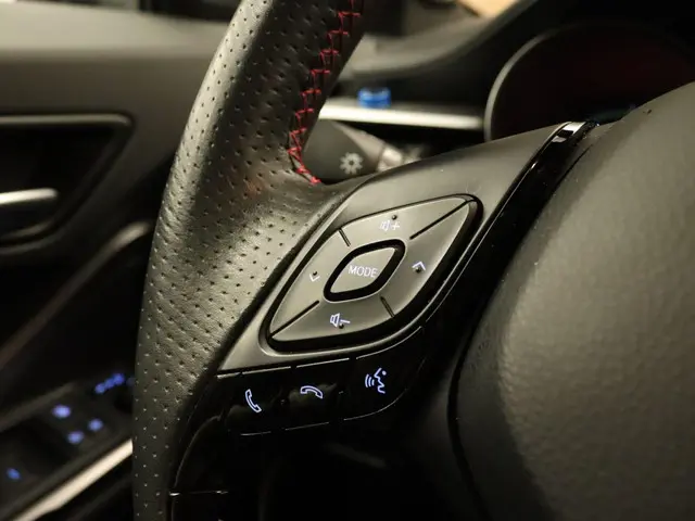 Toyota C-HR 2.0 Hybrid GR-Sport 2021 Hybride Benzine 29