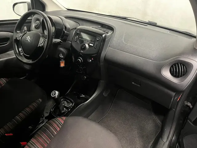 Citroën C1 1.0 VTi Feel SCHADEAUTO!! 2019 Benzine 19