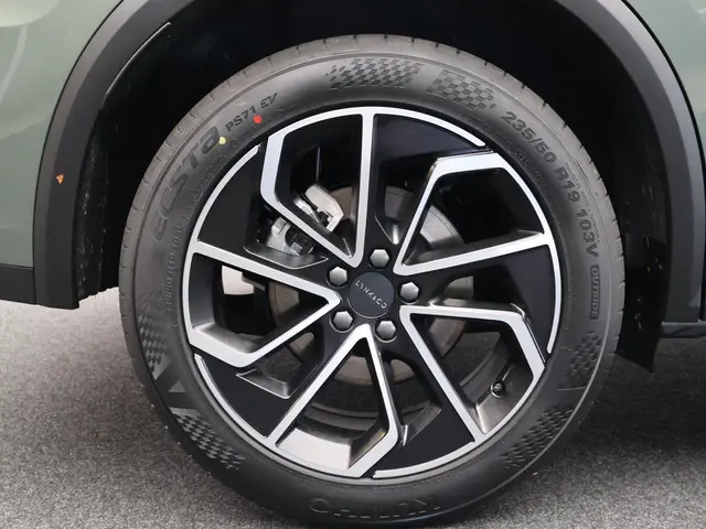 Lynk & Co 01 1.5 Core 2025 Hybride Benzine 5