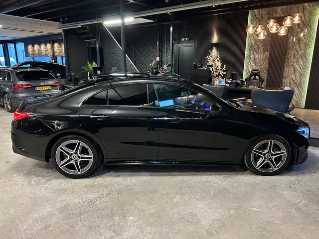 Mercedes-Benz CLA 180 AMG|PANO|SFEER|BOMVOL! 2022 Benzine 9