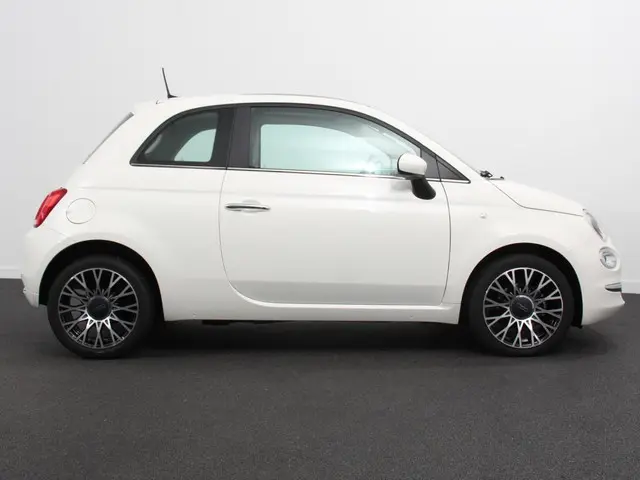 Fiat 500 1.0 Hybrid Dolcevita 2024 Benzine 8