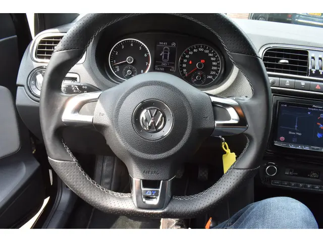 Volkswagen Polo 1.4 TSI BlueGT 2013 Benzine 24