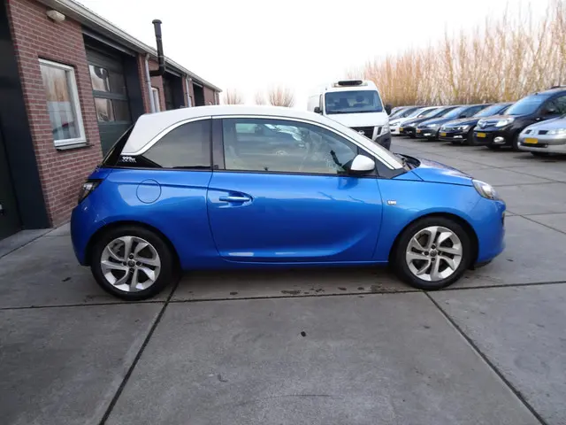 Opel ADAM 1.0 Turbo Slam 2016 Benzine 4