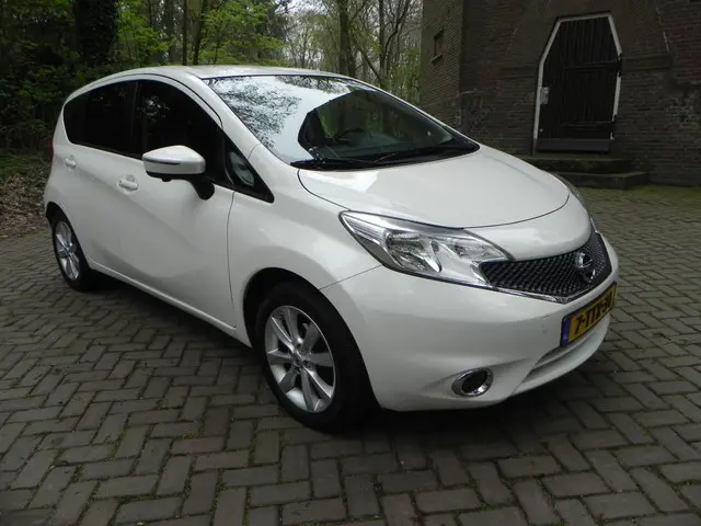 Nissan Note 1.2 DIG-S Connect Edition 2014 Benzine 4