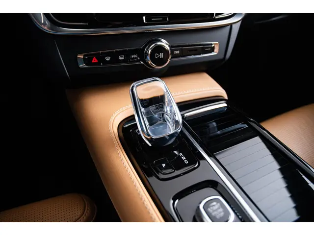 Volvo V90 2.0 T6 AWD Inscription 2022 Hybride Benzine 17