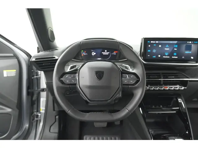 Peugeot 2008 1.2 Hybrid 145 Allure 2025 Hybride Benzine 32