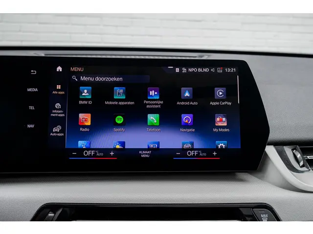 BMW X1 xDrive25e 2023 Hybride Benzine 19