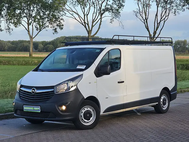Opel Vivaro 1.6 2017 Diesel 2