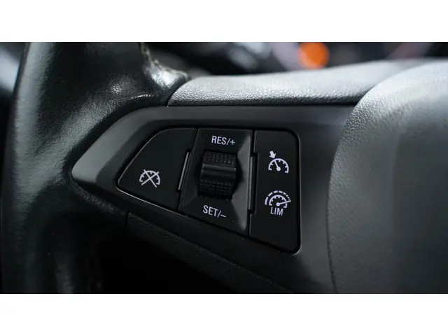 Opel Astra Sports Tourer 1.5 CDTI Business 2021 Diesel 18