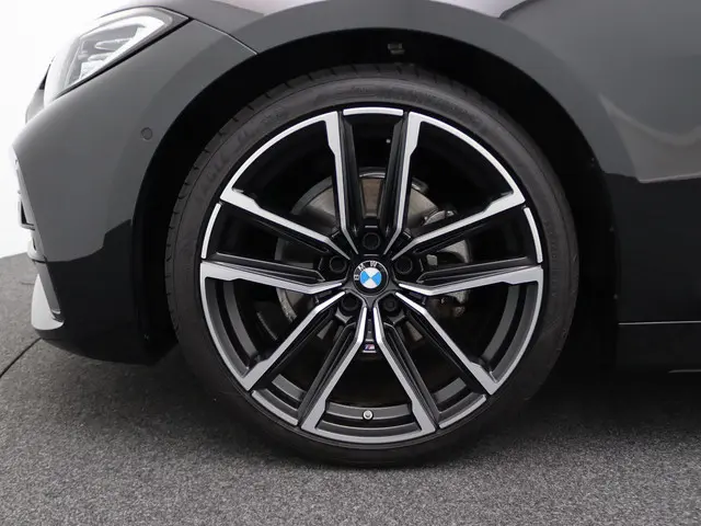 BMW 4 Serie Coupé 420i 2024 Benzine 8