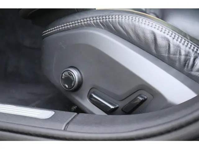 Volvo S90 2.0 T5 AUT. 250PK INSCRIPTION 2018 Benzine 18