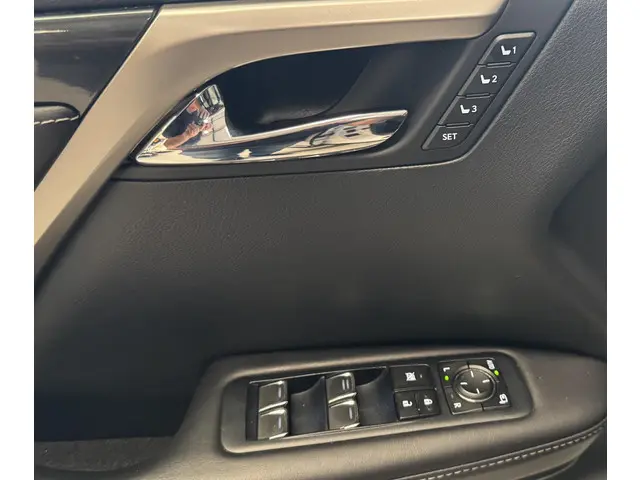 Lexus RX 450hL 4WD Premium 2019 Hybride Benzine 24