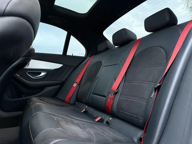 Mercedes-Benz C-Klasse AMG 43 4MATIC 2017 Benzine 9