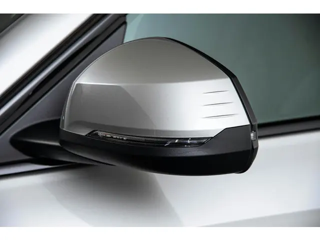 BMW X1 xDrive25e 2025 Hybride Benzine 32