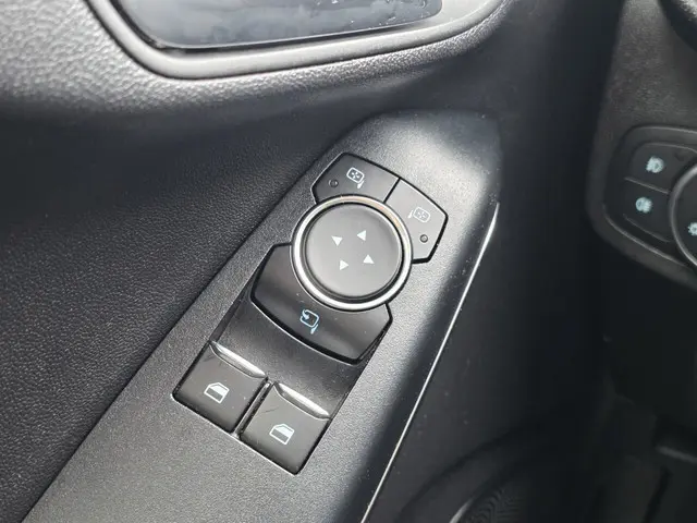 Ford Fiesta 1.0 EcoBoost Titanium 2018 Benzine 23