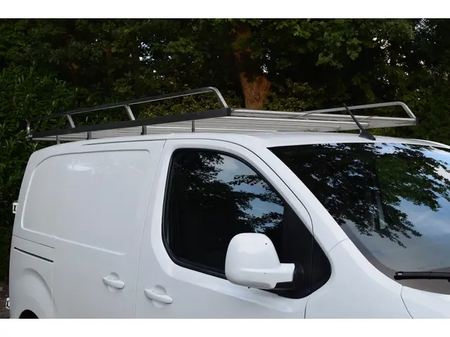 Peugeot Expert 226C 1.6 BlueHDI 95 Pro 2017 Diesel 21