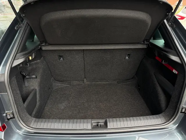 Škoda Kamiq 1.0 TSI Sport Business 2020 Benzine 13