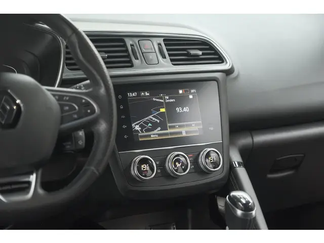Renault Kadjar TCe 140 Black Edition 2021 Benzine 55
