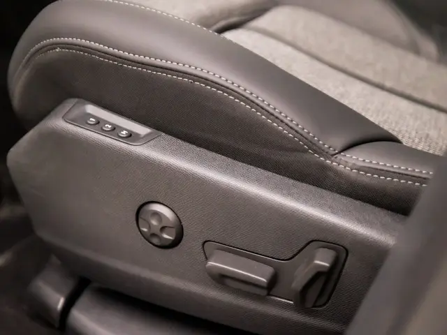 Peugeot 3008 1.2 PureTech GT Premium Sport 2020 Benzine 16