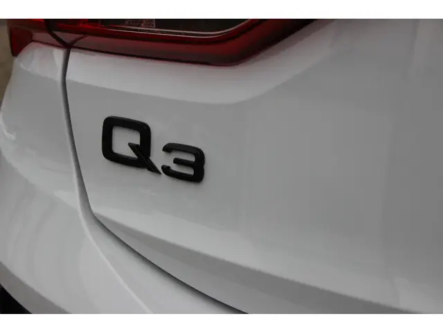 Audi Q3 Sportback 35 TFSI S Edition 2023 Benzine 24