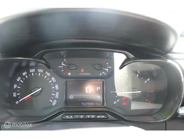 Citroën C3 1.2 PureTech S&S Shine 2017 Benzine 8