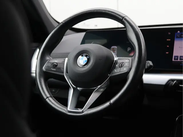 BMW X1 sDrive18i 2023 Benzine 19