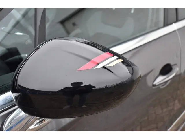 DS DS 4 PureTech 130 Performance Line 2017 Benzine 33