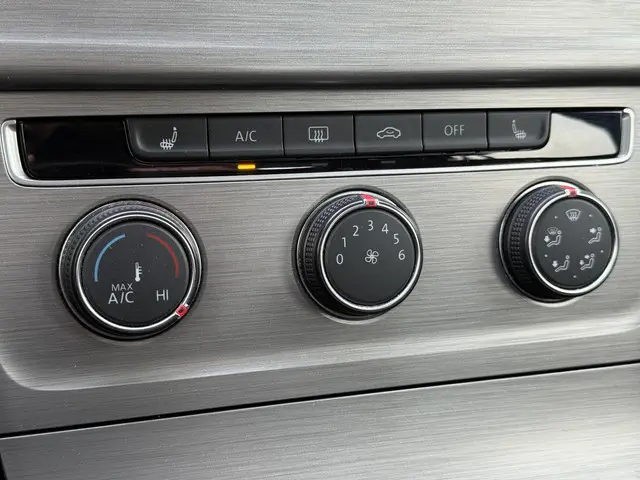 Volkswagen Golf 1.2 TSI Highline 2014 Benzine 23