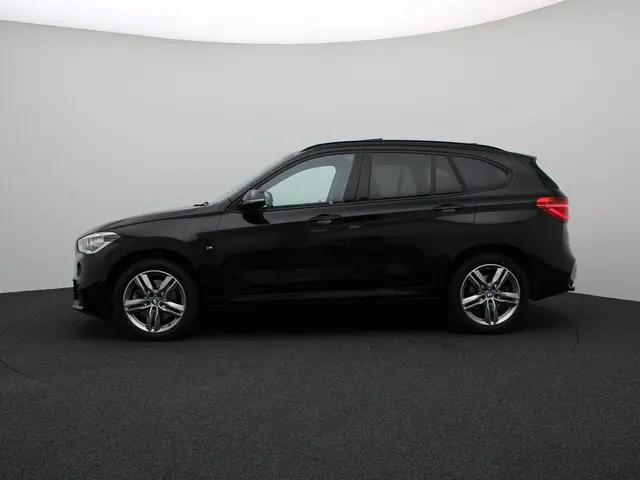 BMW X1 sDrive20i 2019 Benzine 4