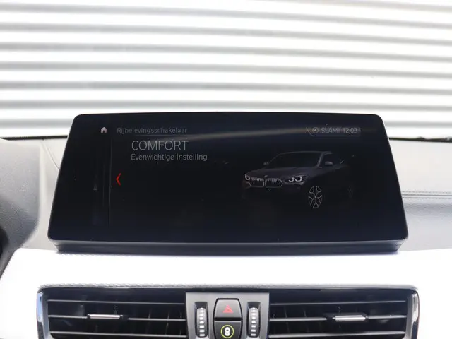 BMW X2 sDrive18i 2022 Benzine 26