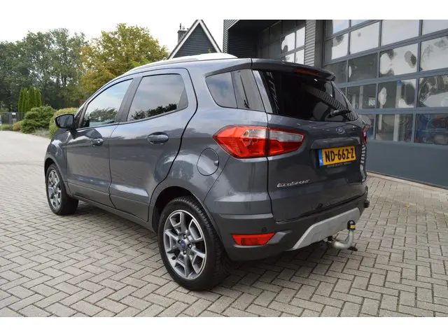 Ford EcoSport 1.0 EcoBoost Titanium 2017 Benzine 4