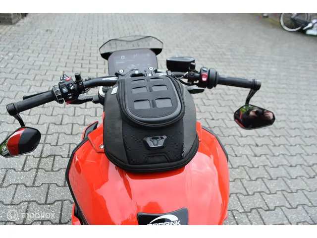 BMW S 1000 R  Alle pakketten 2022 Benzine 19
