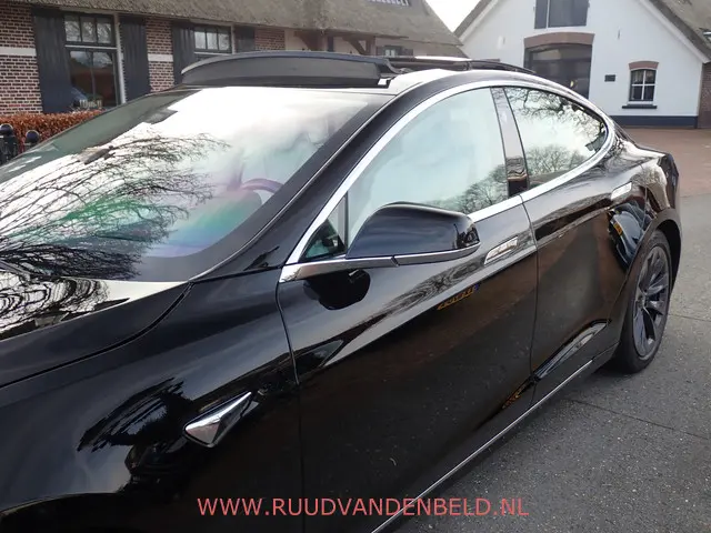 Tesla Model S 75D 2018 Elektrisch 7