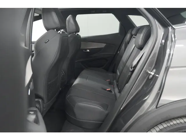 Peugeot 3008 HYbrid4 300 GT 2023 Hybride Benzine 35