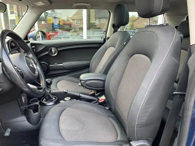 MINI Cooper Mini 1.5 Business 2015 Benzine 6