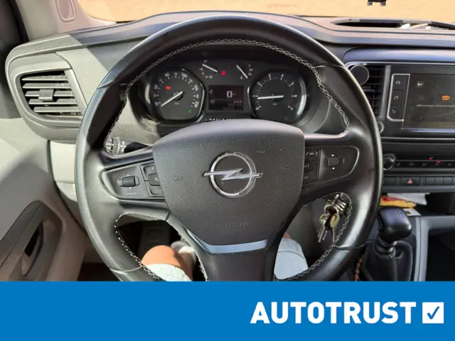 Opel Vivaro 1.5 CDTI L2H1 Innovation 2020 Diesel 16