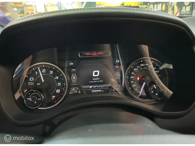 Dodge Ram 1500 4X4 6.2 V8 4x4 Crew Cab TRX 2022 Benzine 10