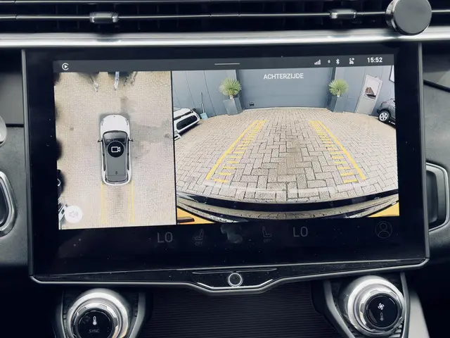 Lynk & Co 01 1.5 Pano/Navi/Camera 2023 Hybride Benzine 7