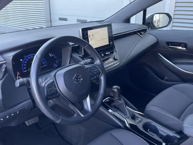 Suzuki Swace 1.8 Hybrid Style 2021 Hybride Benzine 16