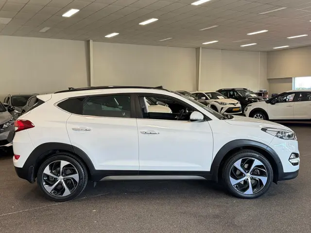 Hyundai Tucson 1.6 T-GDi Premium 4WD 2016 Benzine 6