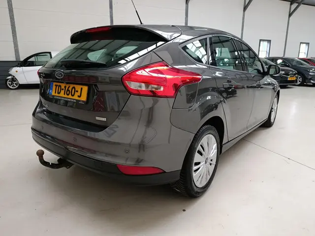 Ford Focus 1.0 Trend 2017 Benzine 5