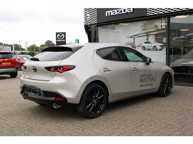 Mazda 3 2.0 e-SkyActiv-X M Hybrid 186 Nagisa 2025 Benzine 6