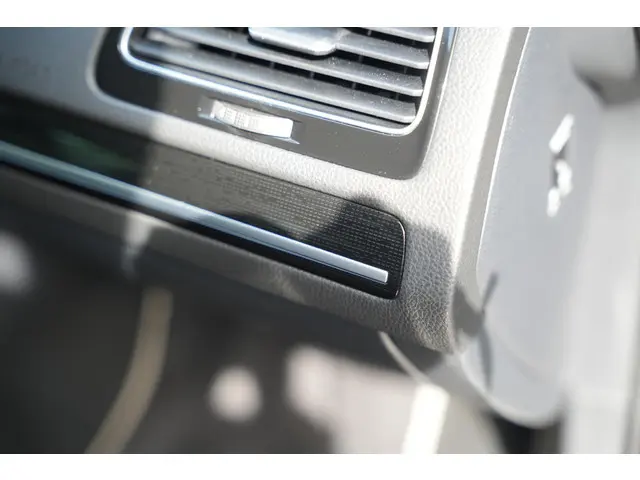 Volkswagen Golf 1.4 TSI Highline 2017 Benzine 41