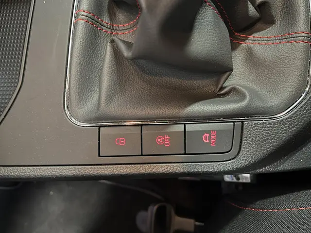 SEAT Ibiza 1.0 TSI FR Intense 2021 Benzine 36