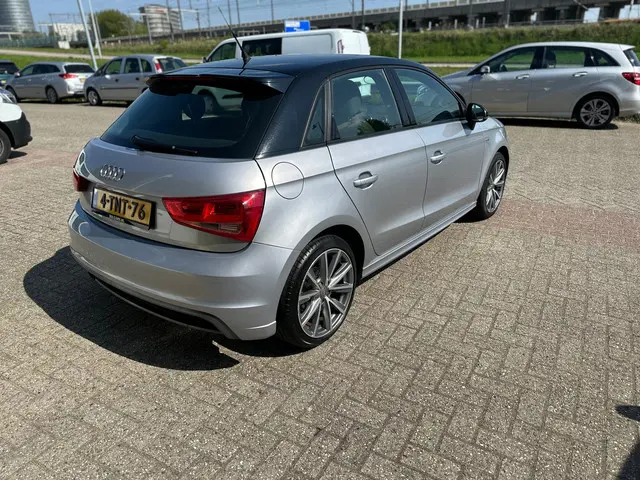 Audi A1 Sportback 1.2 TFSI S Line , 1. Hand 2014 Benzine 2