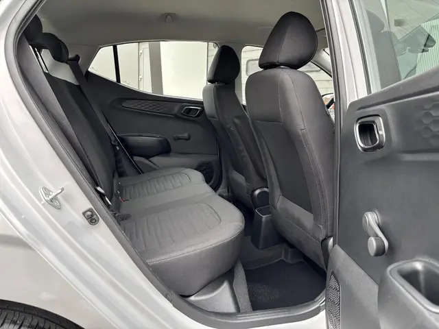 Hyundai i10 1.0 Comfort Smart 2024 Benzine 12