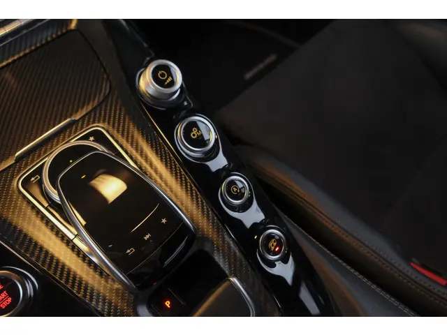 Mercedes-Benz AMG GT R 4.0 V8 585pk GTR 2018 Benzine 41