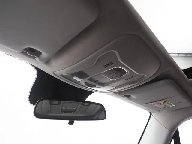 Jeep Renegade 1.4 MultiAir Freedom 2015 Benzine 18