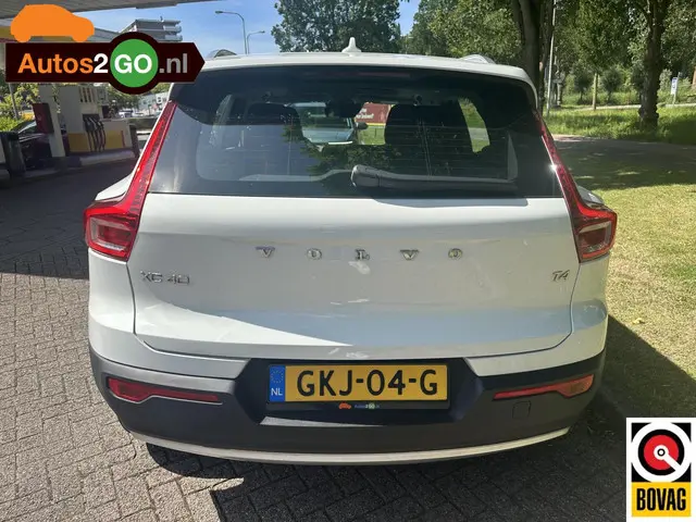Volvo XC40 2.0 T4 Momentum 2018 Benzine 18